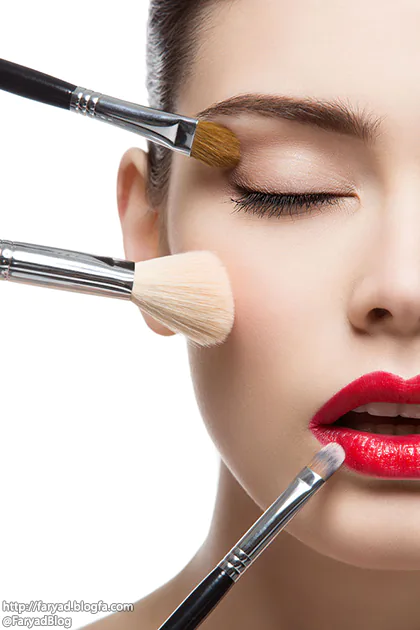 جاذبه های زن در اخلاق اندیشه خردورزی دانش درک و تواناییهای او است جذابیت زن